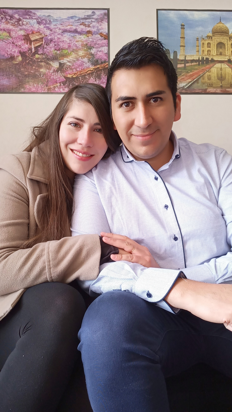 Image about the Founders of EHT DAO: CEO Cristian Cortés and COO Beatriz Isler.